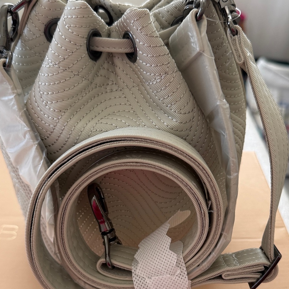 Lug Textured Cream Shoulder Bag
